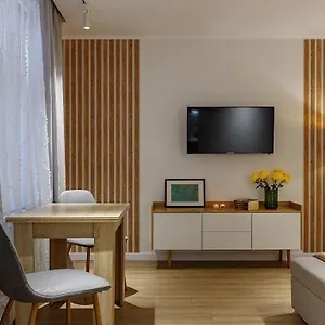 https://feel-lviv-old-city-apartment.hotelslviv.net